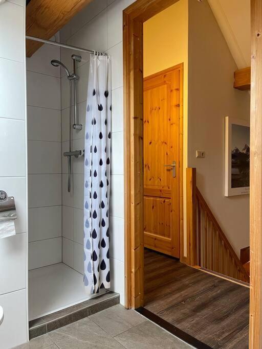 Unieke Houten Villa Met Sauna In Twente - 6P Den Ham المظهر الخارجي الصورة